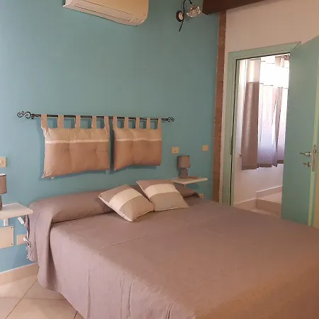 Spiaggia Di Mezzo Gonnesa