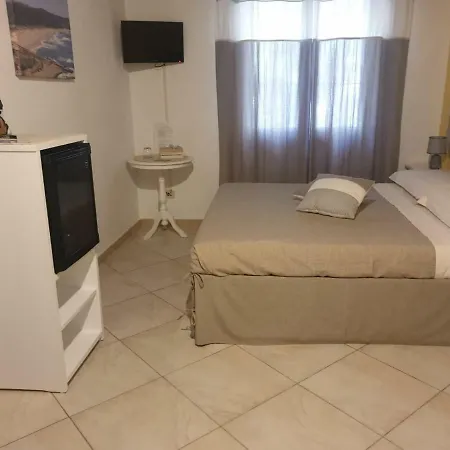 Spiaggia Di Mezzo Gonnesa