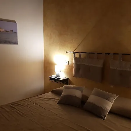 Bed & Breakfast Spiaggia Di Mezzo *