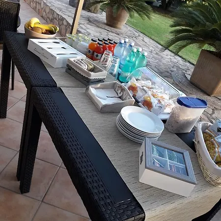 Spiaggia Di Mezzo Bed & Breakfast Gonnesa
