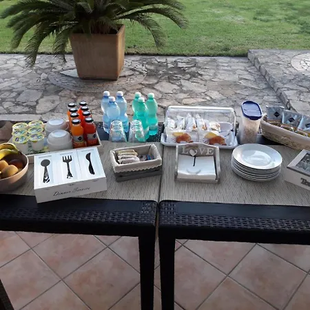 Bed & Breakfast Spiaggia Di Mezzo *