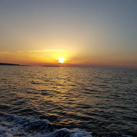 Spiaggia Di Mezzo *